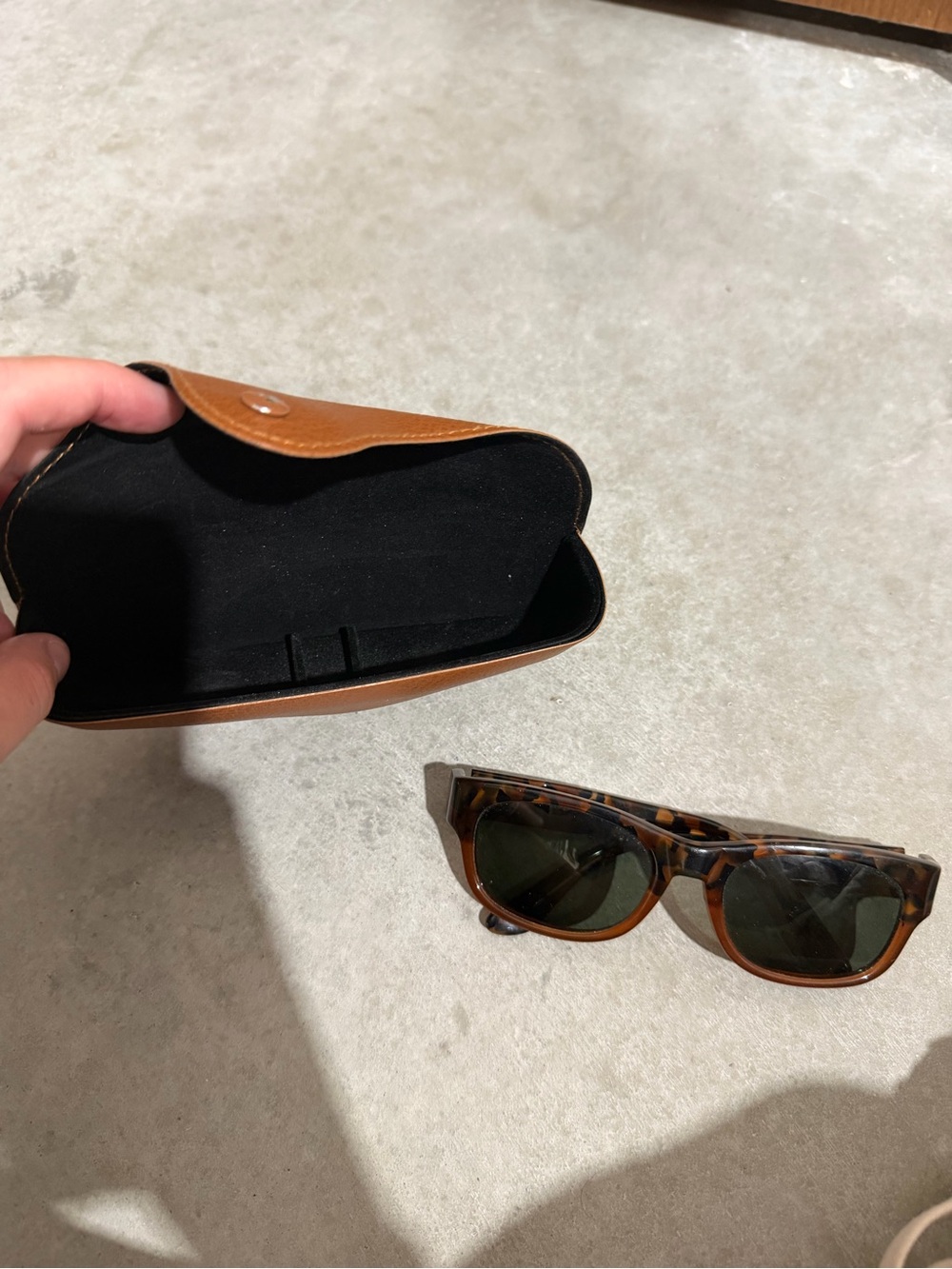 Ray-Ban Tortoiseshell Frame Sunglasses with Green Lenses
